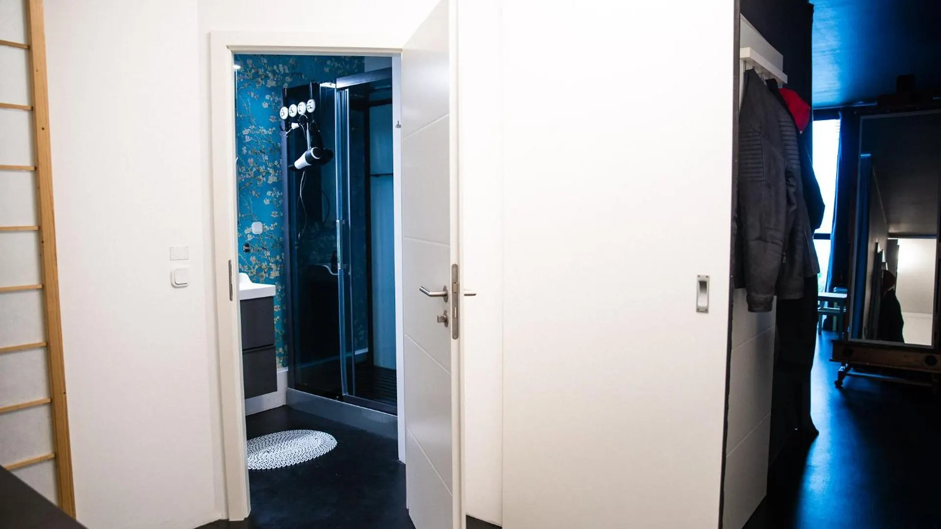 Gartenzimmer In Atelierwohnung Kolín nad Rýnem Německo