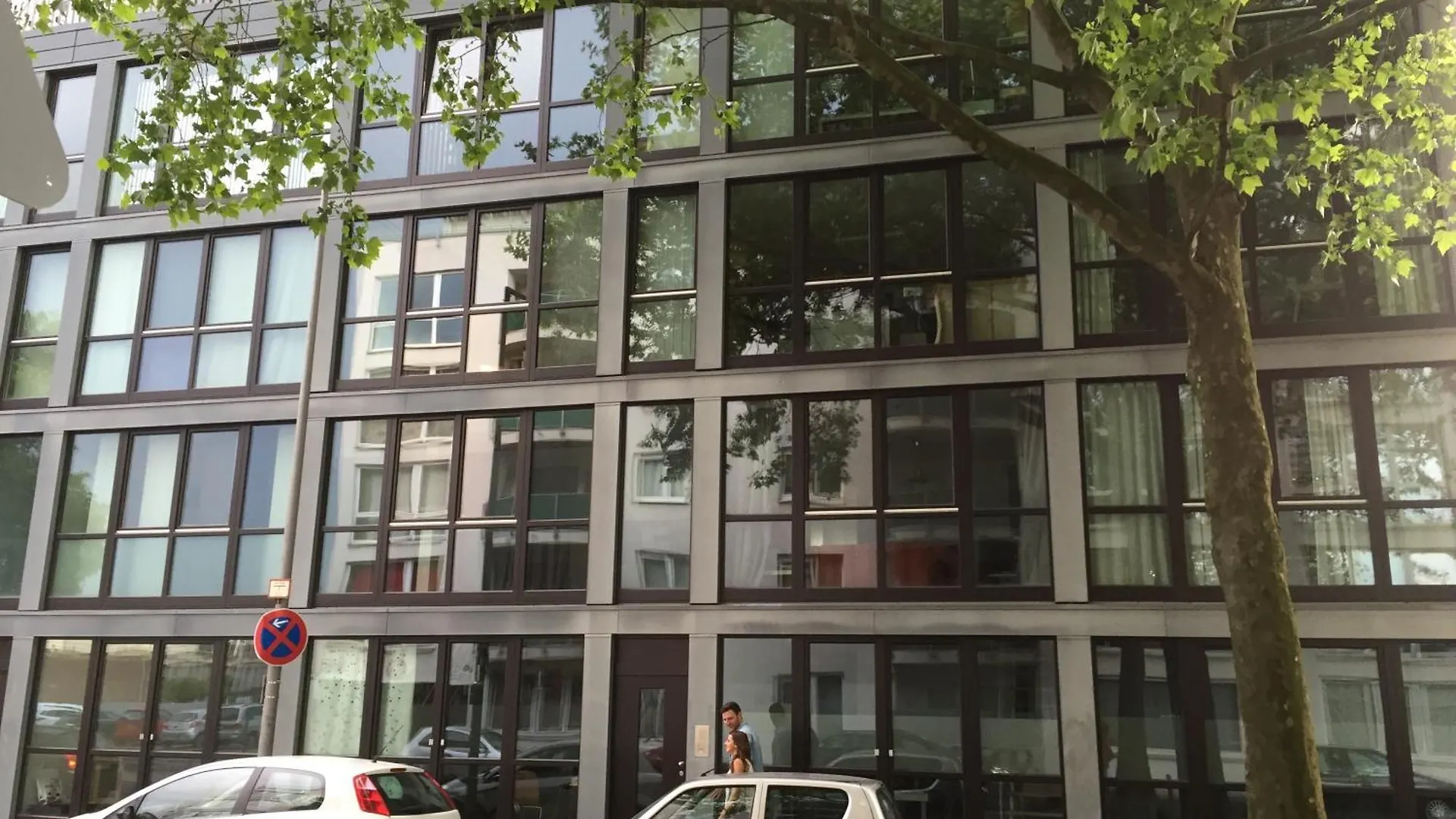 Ubytování v soukromí Gartenzimmer In Atelierwohnung Kolín nad Rýnem